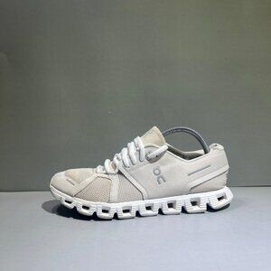 On Clound On Running Women's Cloud 5 Undyed- White